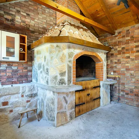 Iva Appartamento Vrana (Zadar)